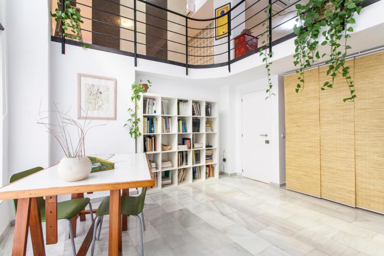 Apartamento LF PARKING INCLUIDO Amplio Loft en Barrio Santa Cruz Sevilla Exterior foto