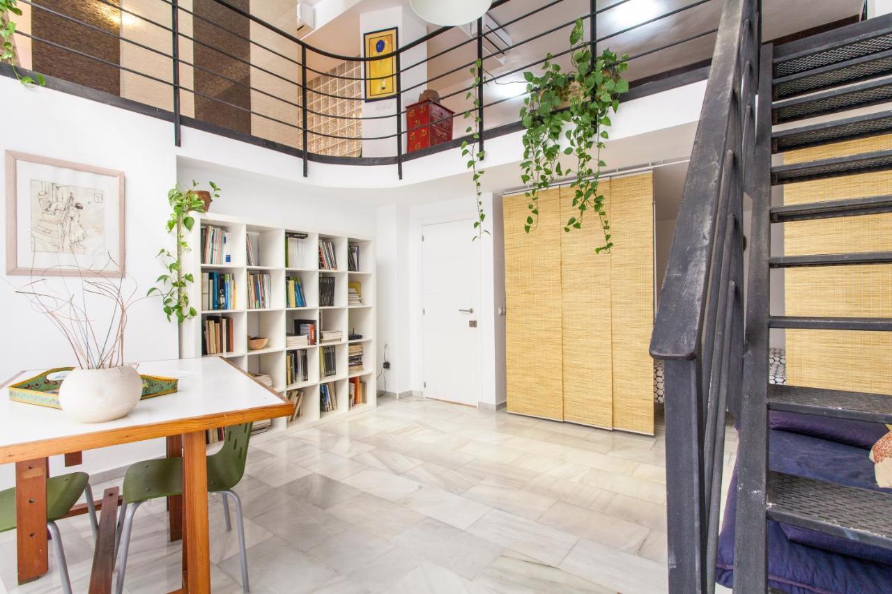 Apartamento LF PARKING INCLUIDO Amplio Loft en Barrio Santa Cruz Sevilla Exterior foto
