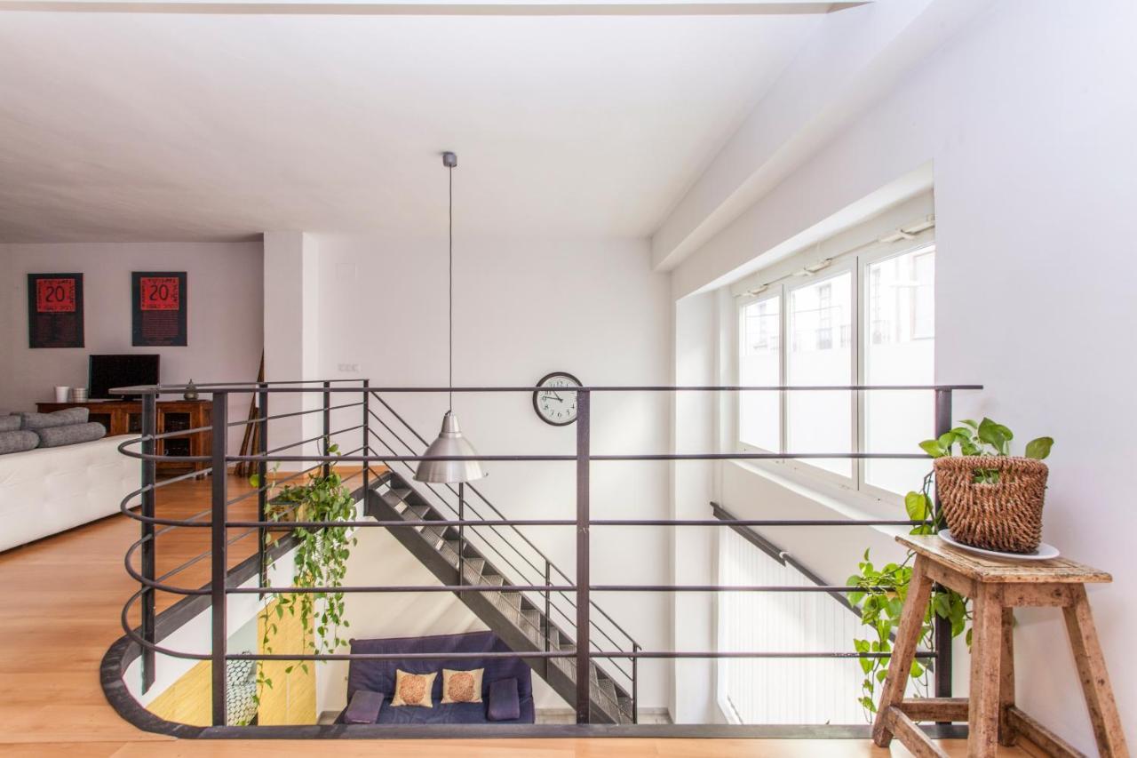 Apartamento LF PARKING INCLUIDO Amplio Loft en Barrio Santa Cruz Sevilla Exterior foto